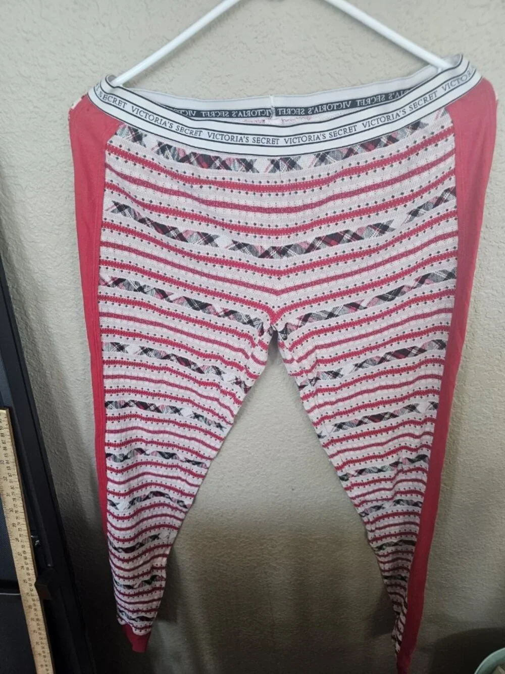 Victoria's Secret Thermal Jogger Pajama Pants Red Striped Women's Medium